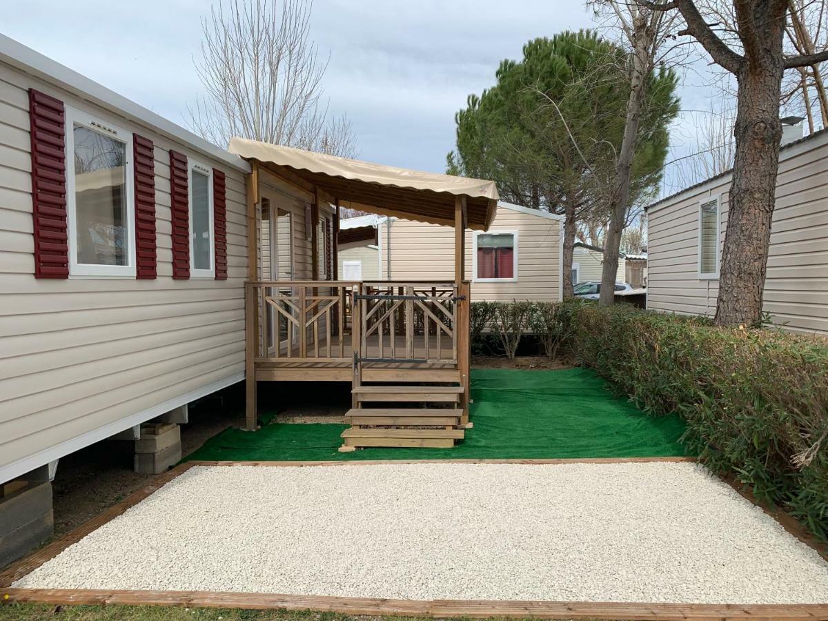 Mobilhome Vias Plage Dans Camping Экстерьер фото